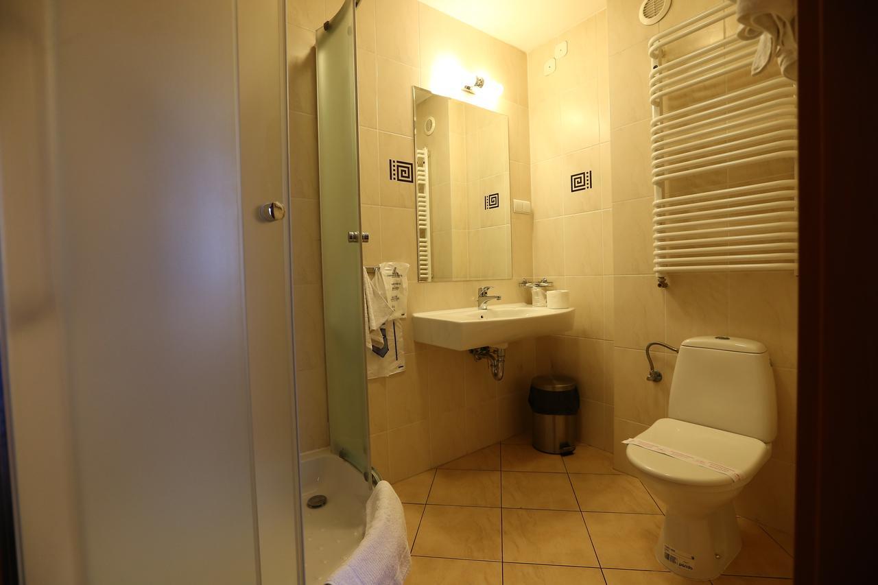 Hotel Korona Ciechanów Szoba fotó