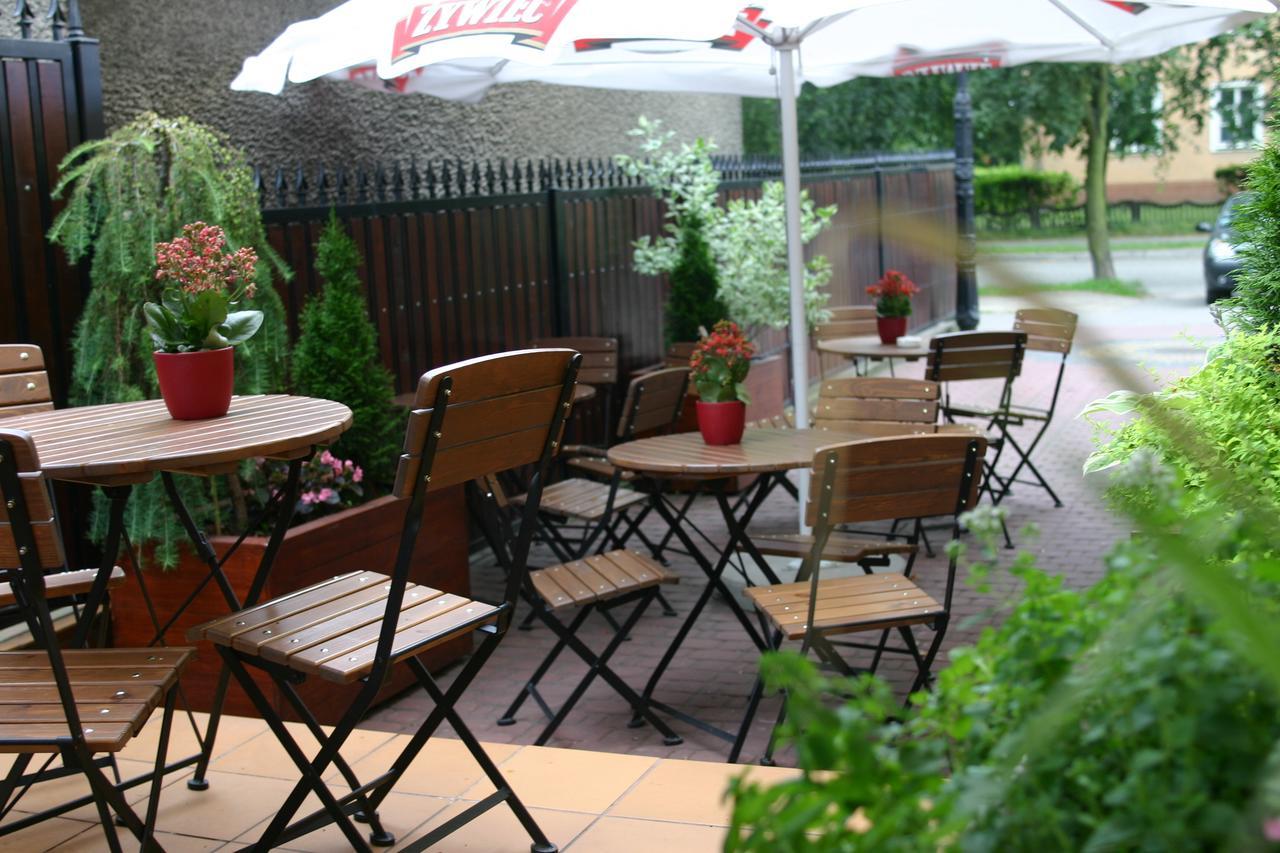 Hotel Korona Ciechanów Kültér fotó
